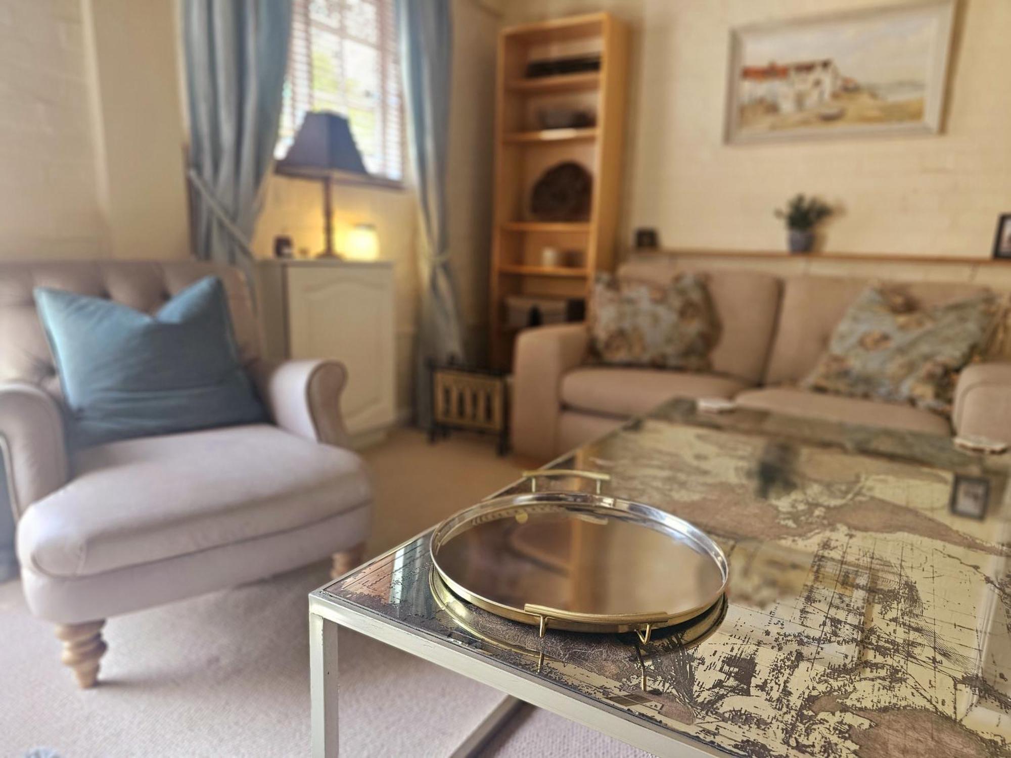English Farmhouse Cottage جيلدفورد المظهر الخارجي الصورة